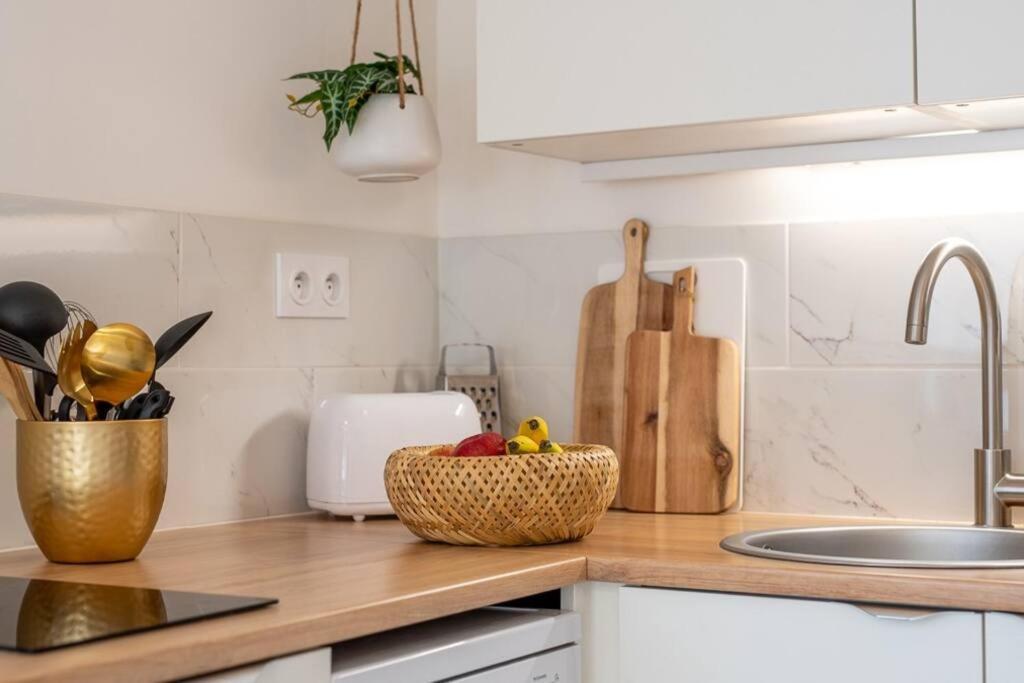 Le Cocoon - Appartement Dans Maison Du Xviieme Siecle Fougères 外观 照片