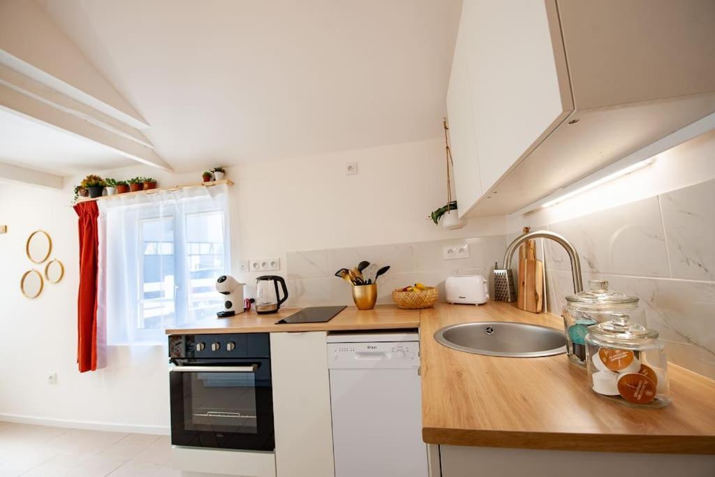 Le Cocoon - Appartement Dans Maison Du Xviieme Siecle Fougères 外观 照片