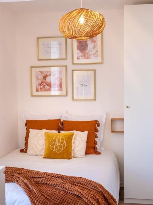 Le Cocoon - Appartement Dans Maison Du Xviieme Siecle Fougères 外观 照片